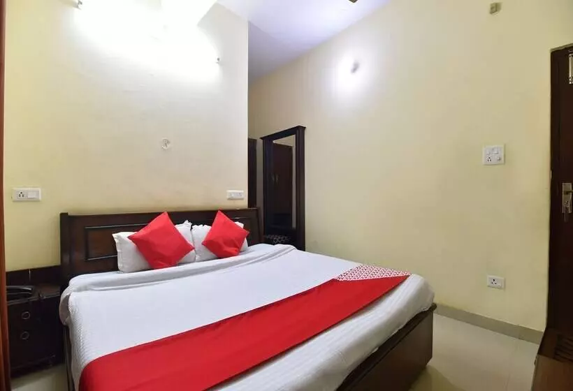 هتل Dhruv By Oyo Rooms