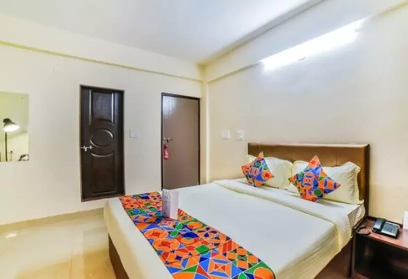 Fabhotel K7 Trends With Pool, Baga Beach