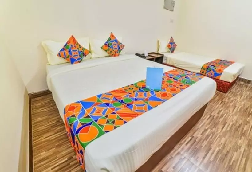 Fabhotel K7 Trends With Pool, Baga Beach