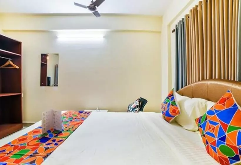 Fabhotel K7 Trends With Pool, Baga Beach