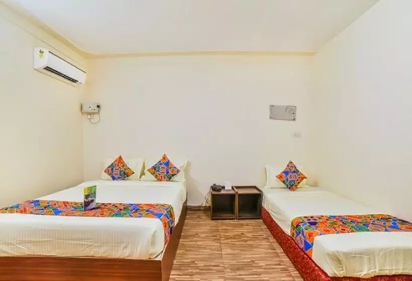Fabhotel K7 Trends With Pool, Baga Beach