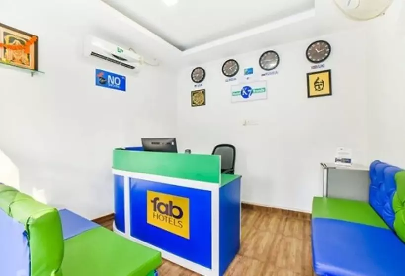 Fabhotel K7 Trends With Pool, Baga Beach