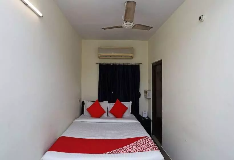 ホテル Vinita Inn By Oyo Rooms