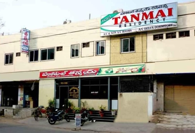 Iroomz Hoteltanmai Residency