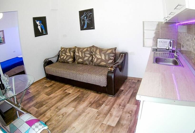 Nice & Cozy Apartments