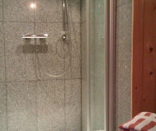 بنسيون Königsroder Hof