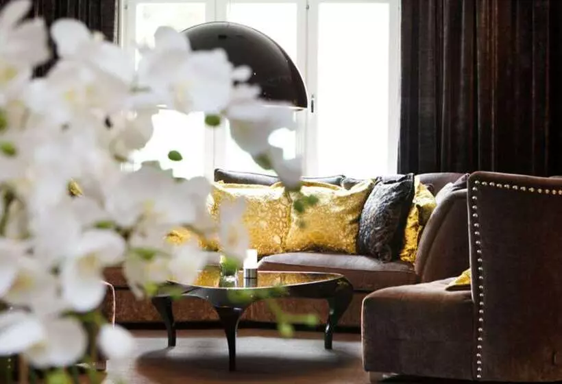 Clarion Collection Hotel Tapto