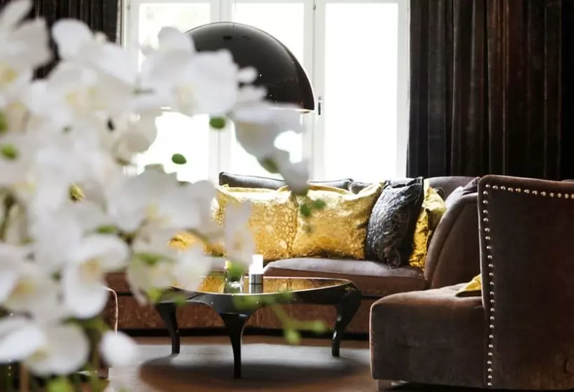Clarion Collection Hotel Tapto