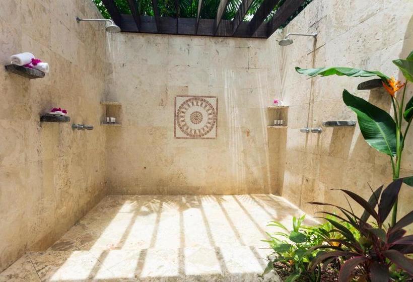 هتل Stonefield Villa Resort