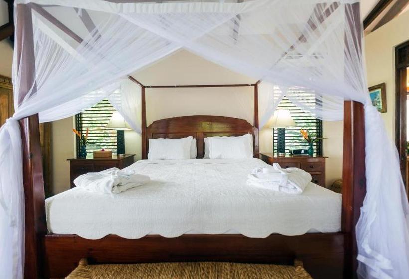 هتل Stonefield Villa Resort