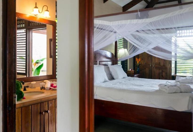 هتل Stonefield Villa Resort