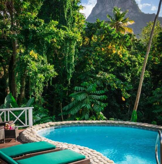 هتل Stonefield Villa Resort