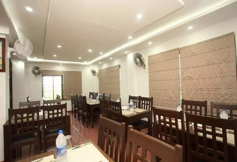 هتل Aloka Inn