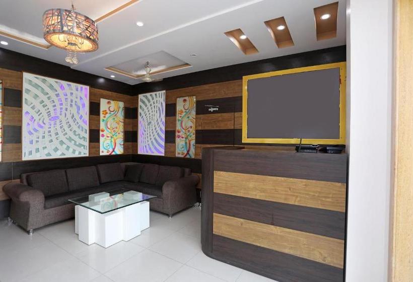 酒店 Capital O 19810 Golden Bagh Resort