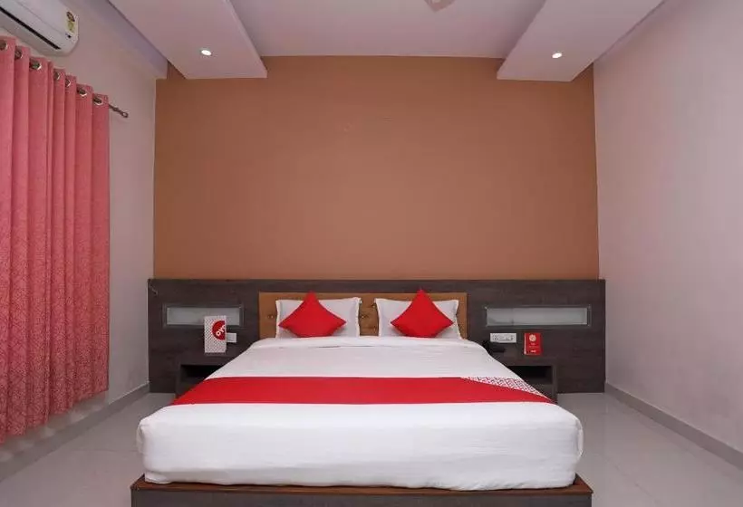 هتل Capital O 19810 Golden Bagh Resort