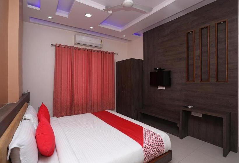 酒店 Capital O 19810 Golden Bagh Resort