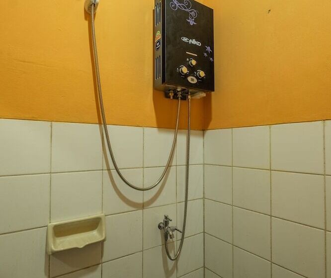 בית מלון כפרי Grand Yustik Selabintana By Oyo Rooms