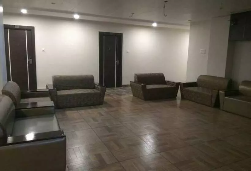 Hotel S24