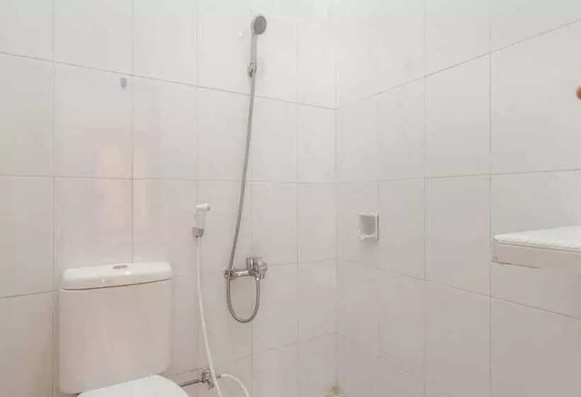 ペンション Koolkost Syariah Near Ayani Mega Mall Pontianak