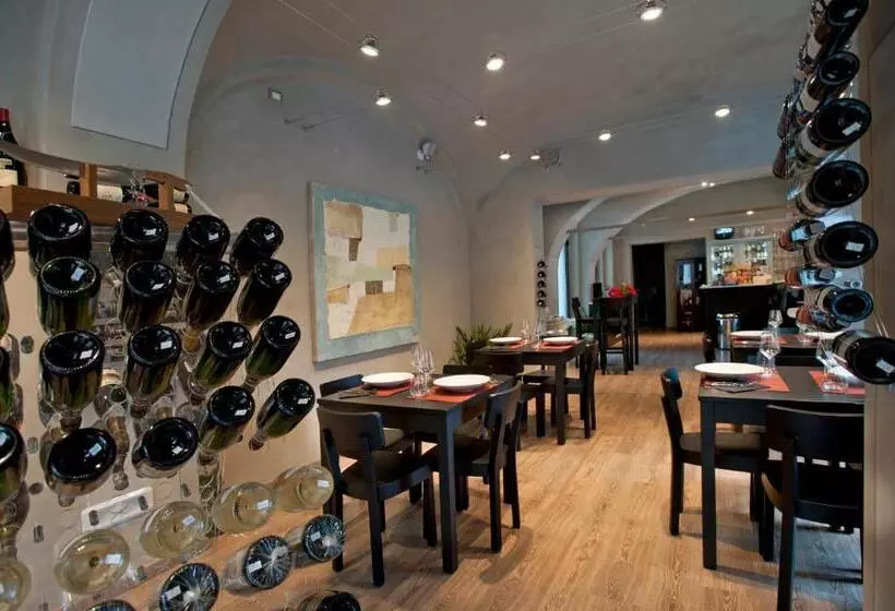 Aamiaismajoitus (B&B) Vinoteca La Sacrestia