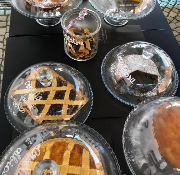 Aamiaismajoitus (B&B) Vinoteca La Sacrestia