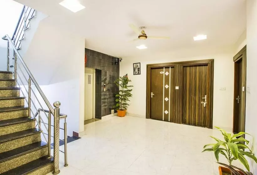 Fabhotel Trivana