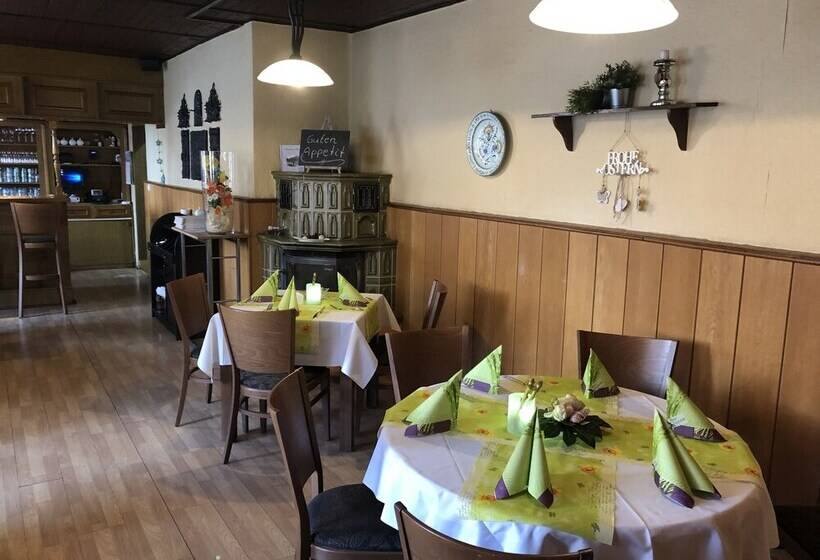 فندق فئة نجمة واحدة Landgasthof Deinert