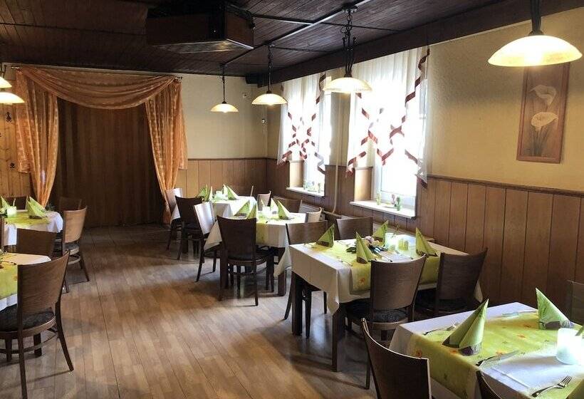 فندق فئة نجمة واحدة Landgasthof Deinert