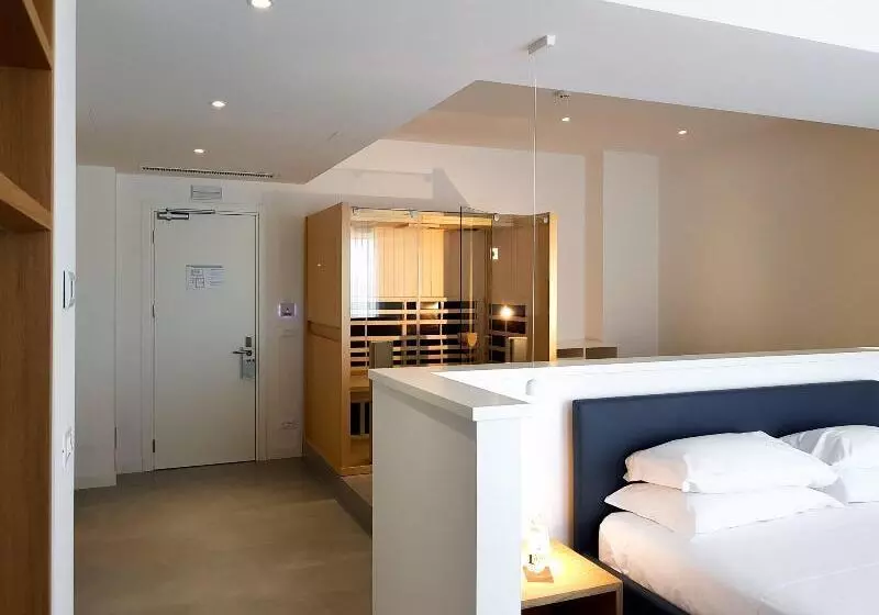 簡易ホテル Mosella Suite