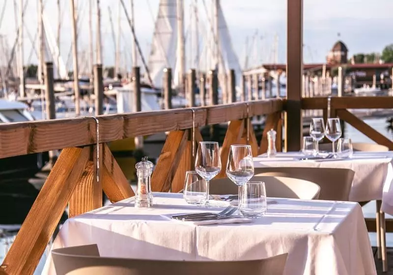 簡易ホテル Mosella Suite