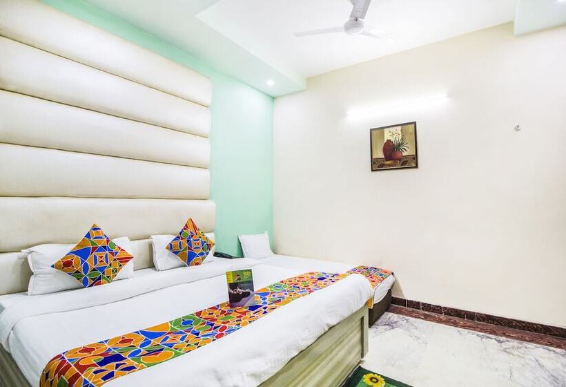 هتل Fabexpress Queen Palace