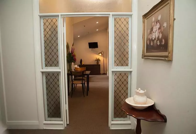 Hotelli Jack Duggans Irish Pub