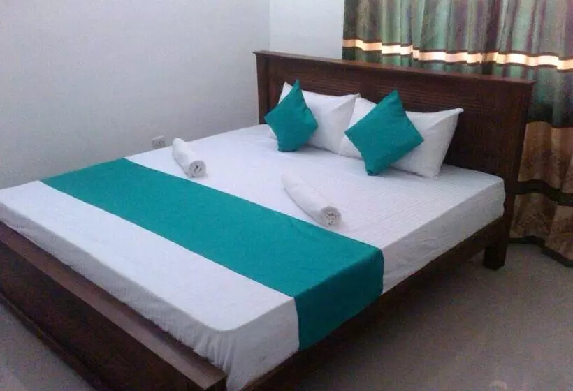 هتل La Sachara Holiday Bungalow