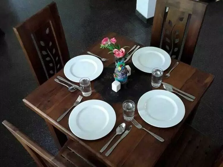 هتل La Sachara Holiday Bungalow