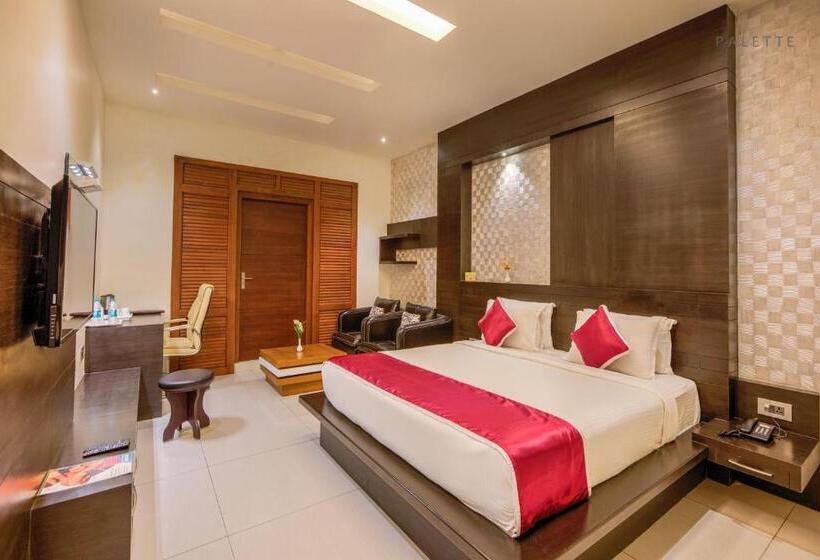 Hotel Pioneer Grand Palace