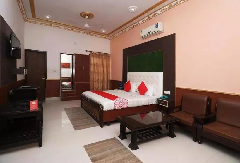 ホテル Sonar Haveli By Oyo Rooms