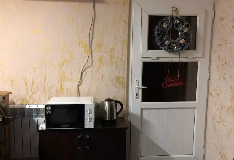 M&g Hostel And Tours