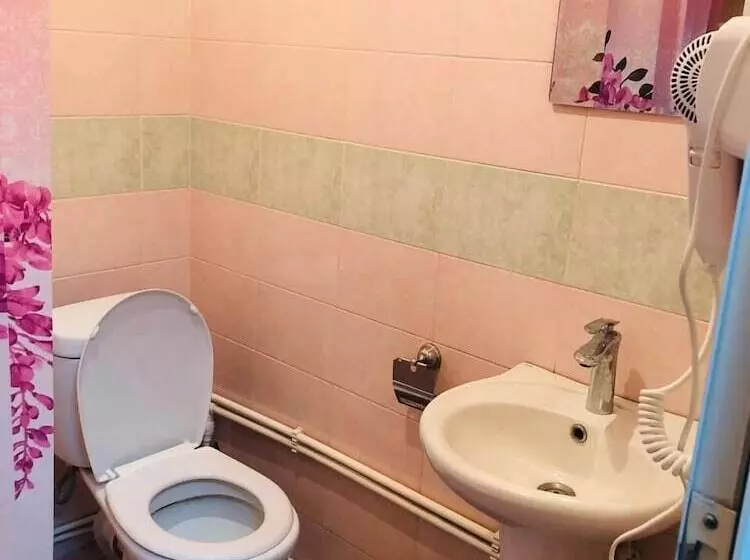 M&g Hostel And Tours