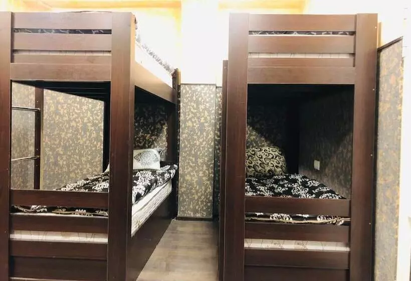 M&g Hostel And Tours