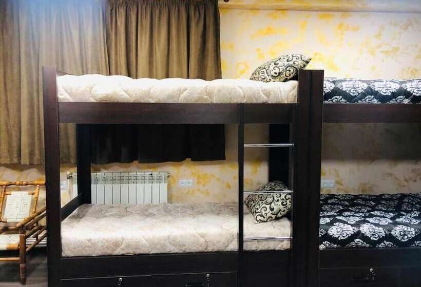 M&g Hostel And Tours