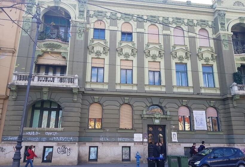 ペンション Guesthouse Bed 4 You