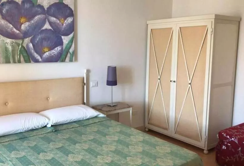 Aamiaismajoitus (B&B) Dimora Di Mare Gallipoli