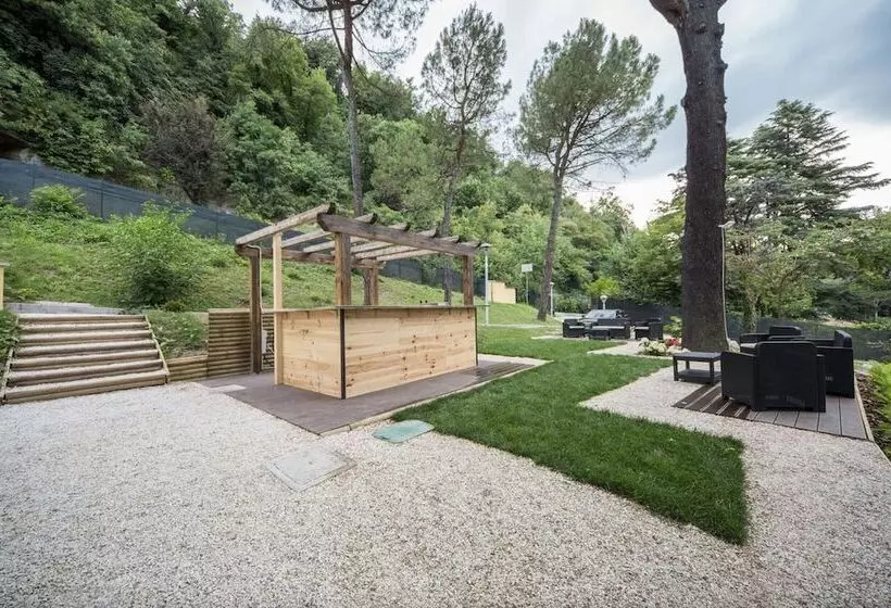 Hostelli Villa Del Sasso