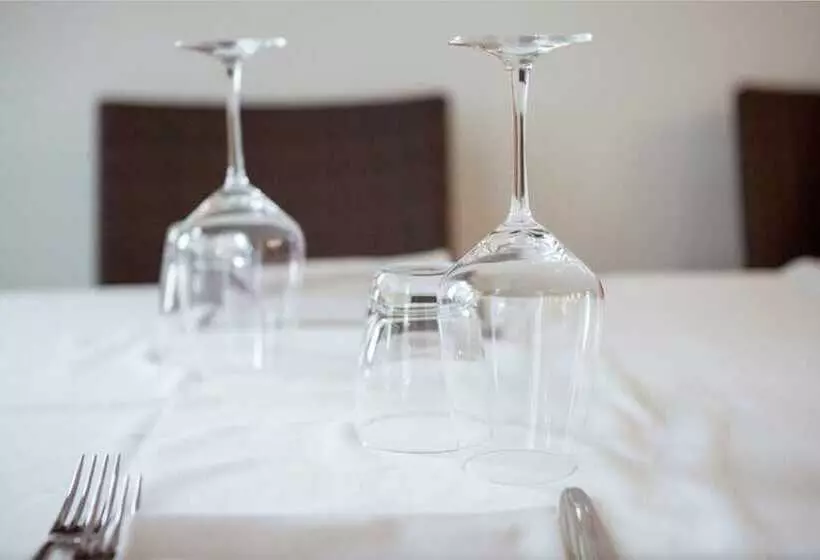 Hostelli Villa Del Sasso