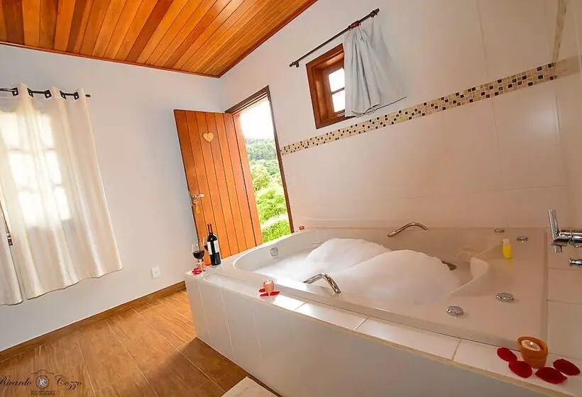 ホテル Chalés Leopoldo Em Monte Verde