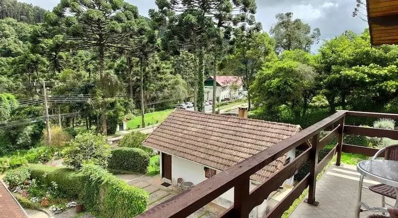 ホテル Chalés Leopoldo Em Monte Verde