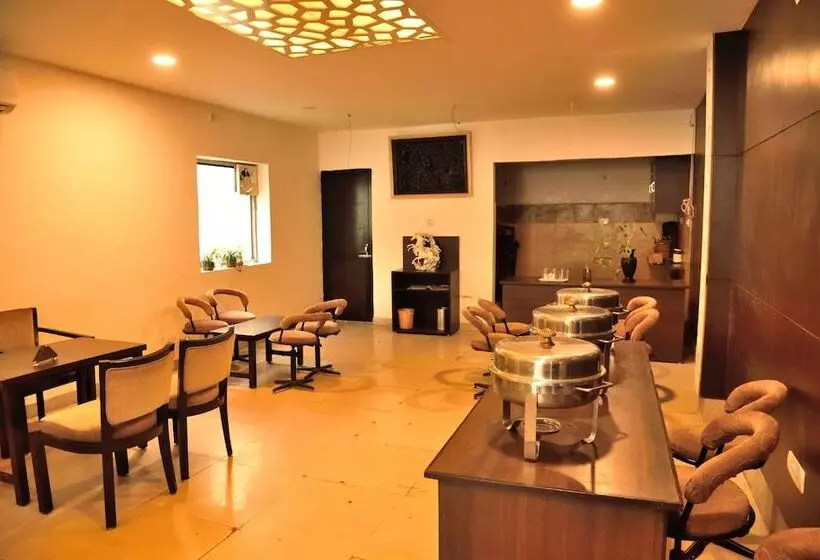Jk Rooms 129 Hotel Rc Regency