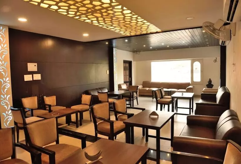 Jk Rooms 129 Hotel Rc Regency
