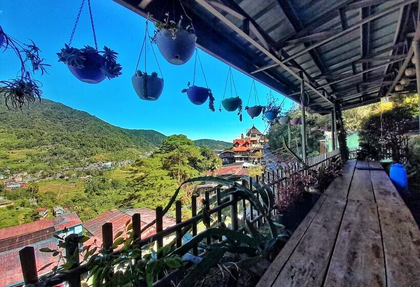 Banaue Pink Eco Hostel