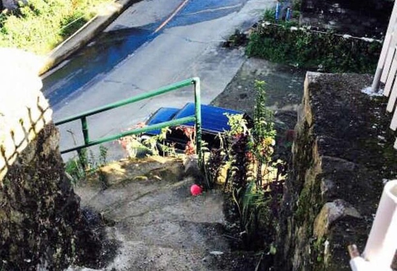 Banaue Pink Eco Hostel